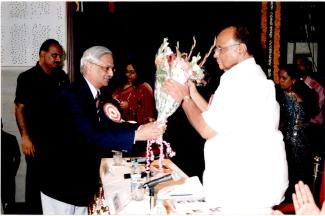 2008 Sh. Sharad Pawar visit to ICAR-CIRCOT on 1 November 2011 Image-6