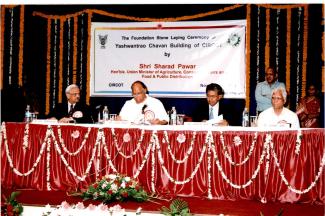 2008 Sh. Sharad Pawar visit to ICAR-CIRCOT on 1 November 2011 Image-7