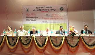 2011 Visit of Dr. S. Ayyappan on 25th Anniversary of Ginning Training Centre of ICAR-CIRCOT on 11 December 2011 Image-2